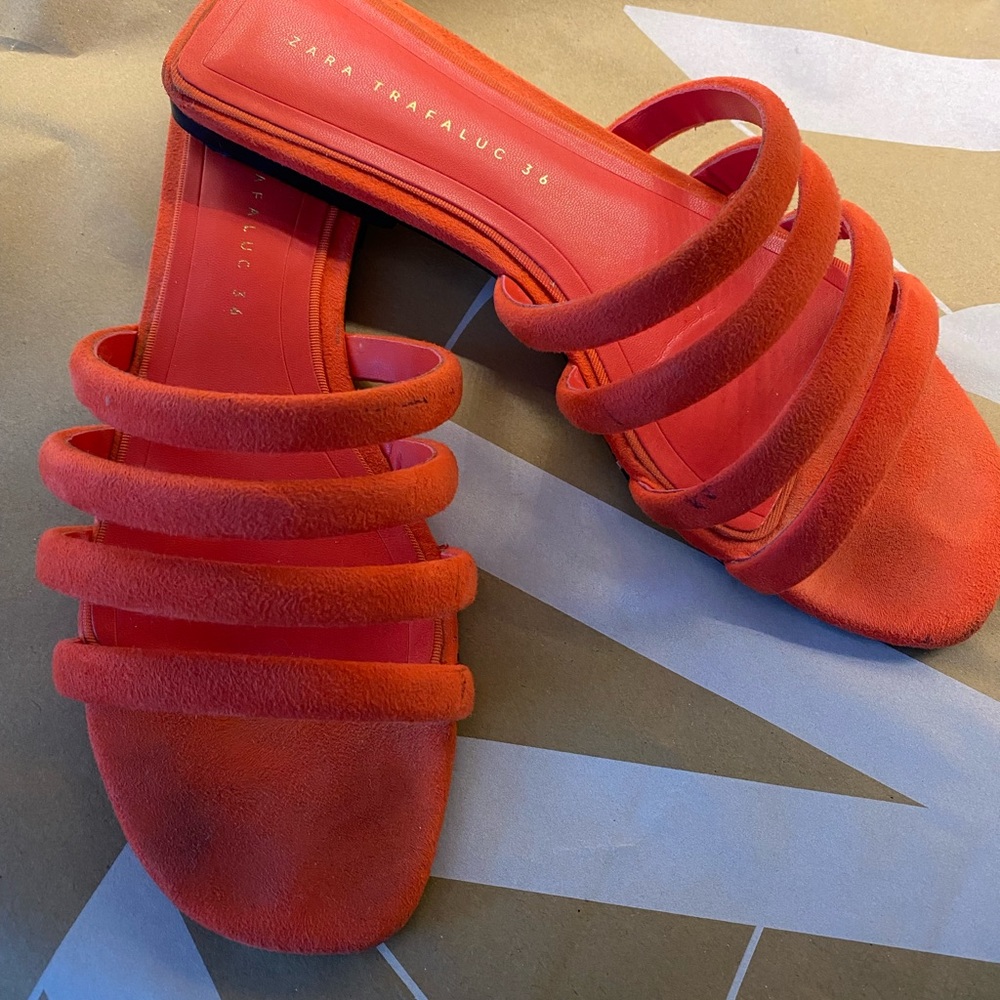 Zara Flats